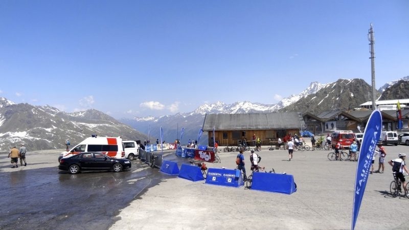 RennradfahrerInnen egal